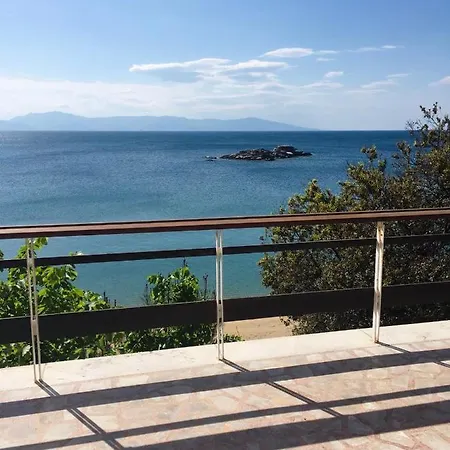 Secret Bay Apartment Palaiontsiflikion