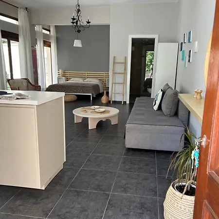 Apartment Secret Bay *